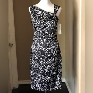 NWT Maggy London Black and White Sleeveless Fitted Midi Dress Size 10